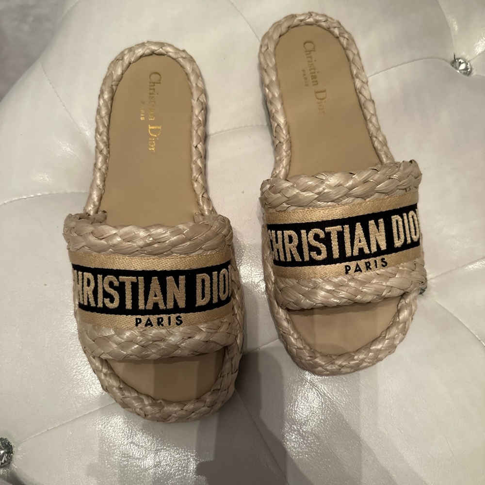 Christian Dior straw slides size 8 - 38